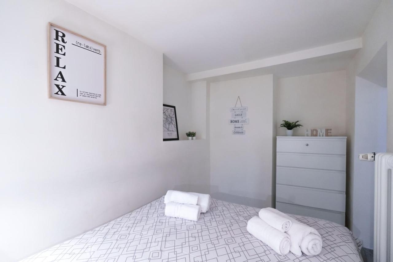 Ambrogio'S Nest - Modern Close To Cadorna Station มิลาน ภายนอก รูปภาพ
